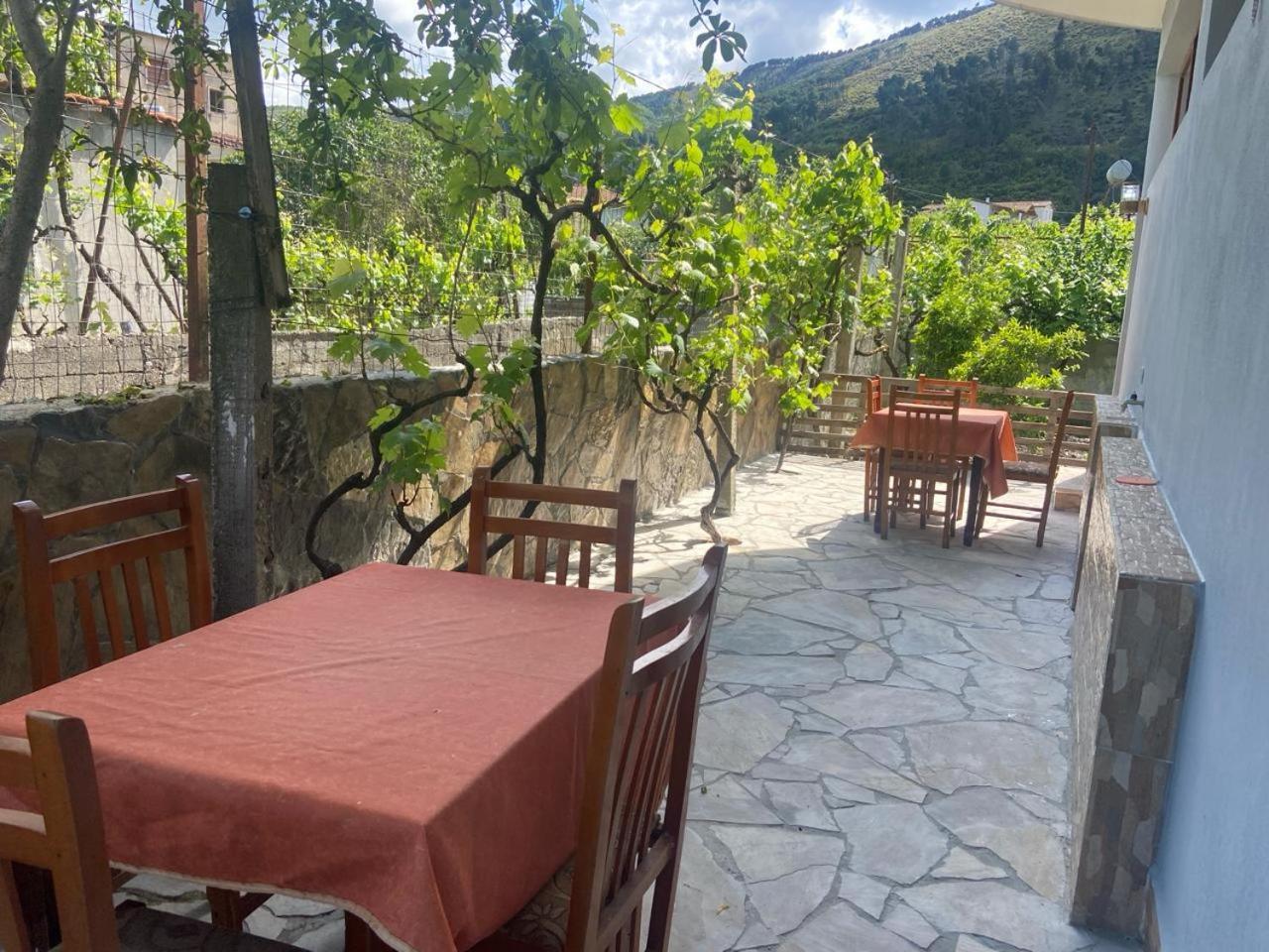 Guesthouse Seli Берат Экстерьер фото